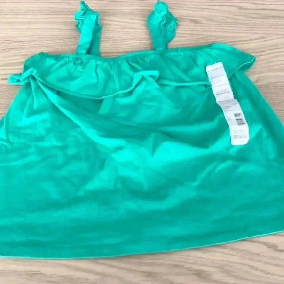 💥🆕 Green Girl Summer Top 6X🆕 - Picture 1 of 4
